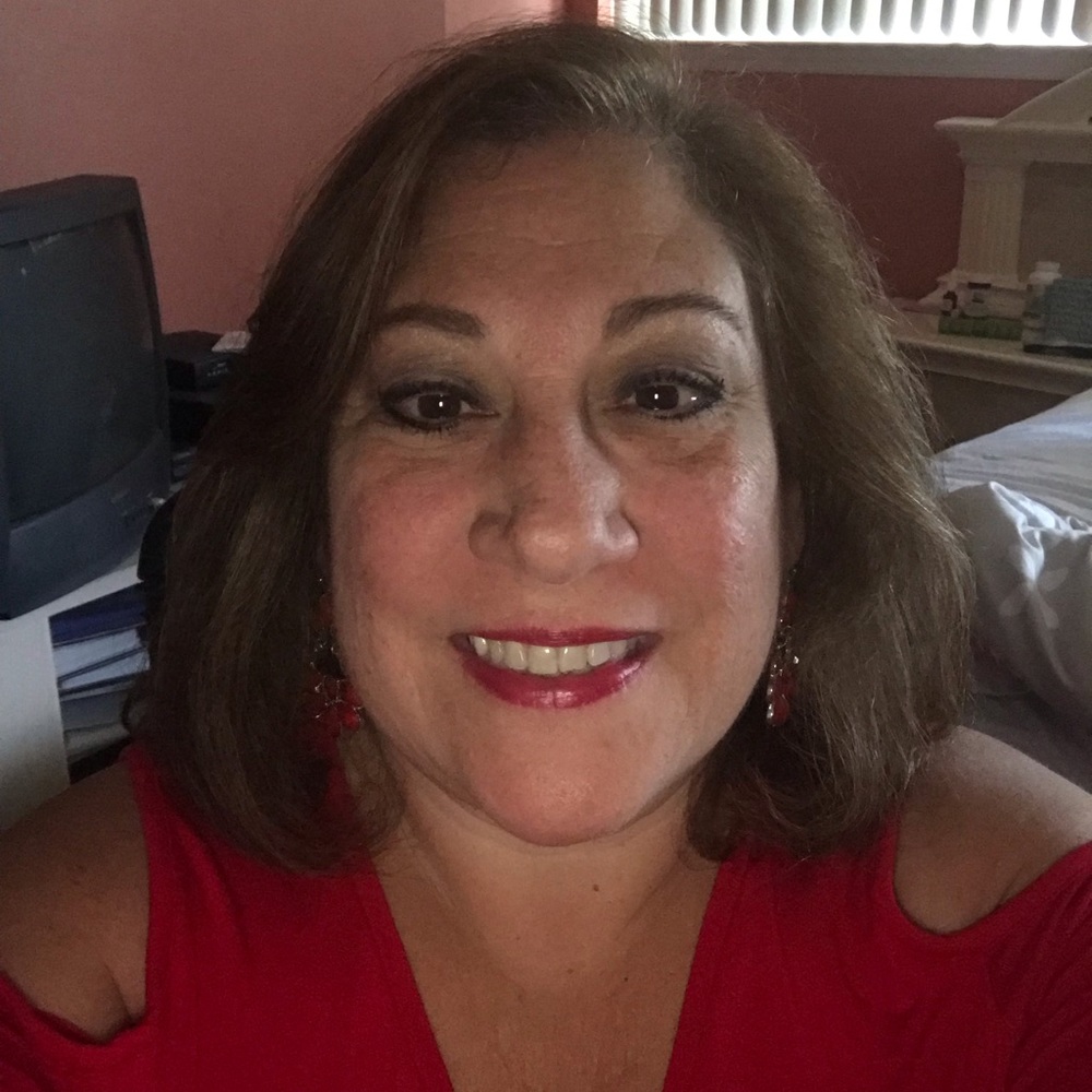 Meet your Posher, Carla